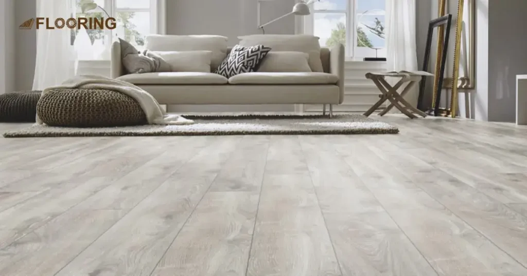 Choose the Right Vinyl Plank Flooring Colors for Your Home